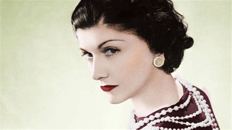 chanel hace historia|coco chanel imagenes.